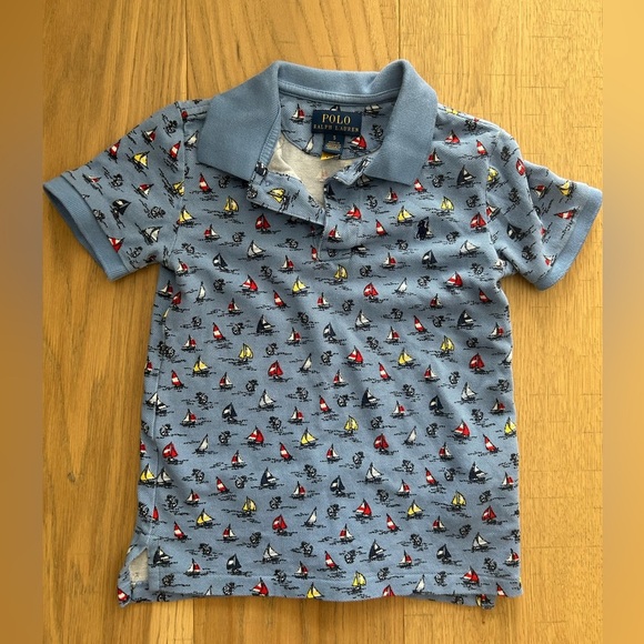 Polo Ralph Lauren Kids Sailboat Print Polo Shirt | Size 5 - Picture 1 of 3